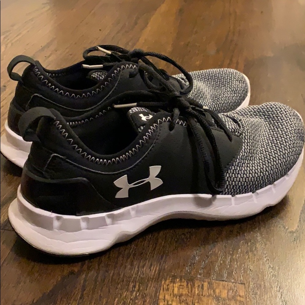 Under armour women’s knit running shoes